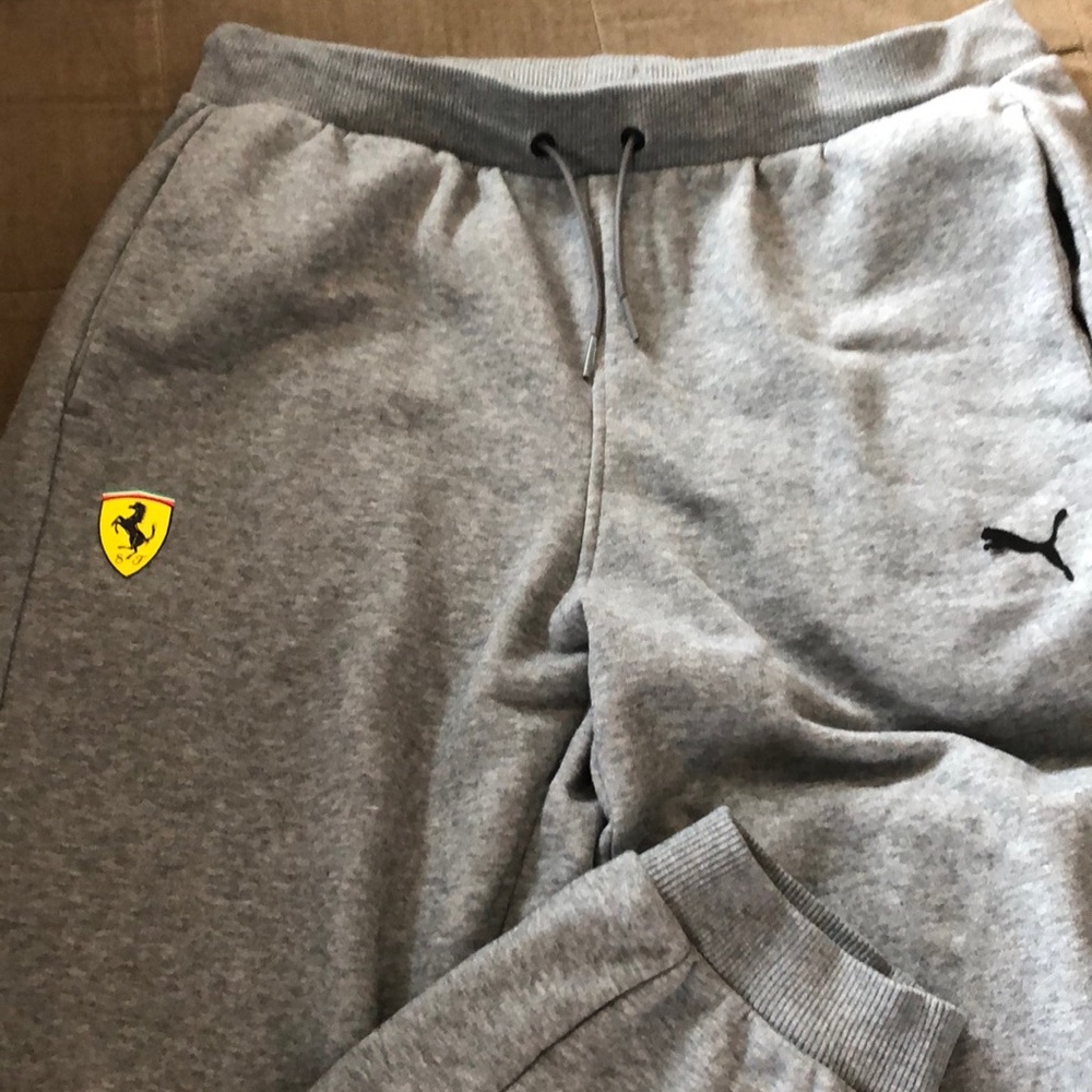 Puma Ferrari Sweat Pants size L